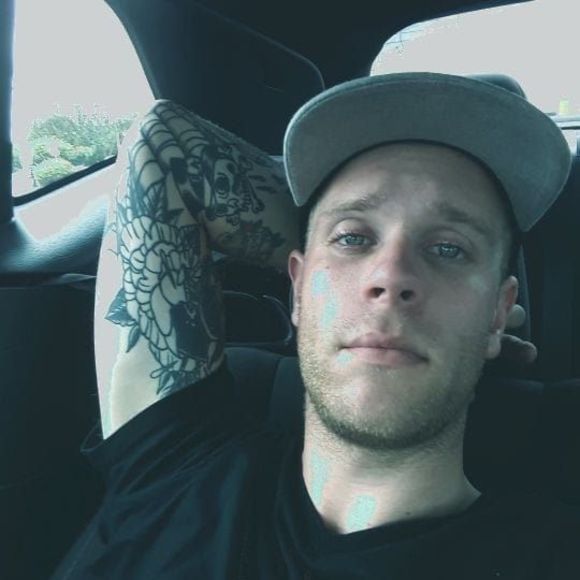 Meet your Posher, Dylan - Picture 1 of 1